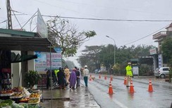 Người phụ nữ 61 tuổi bị xe tông tử vong khi sang đường