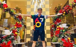 Đàm Vĩnh Hưng khoe biệt thự tiền tỷ ngập sắc hoa đỏ Giáng sinh