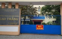 Cảnh cáo thầy giáo phát ngôn khiếm nhã, véo má nữ sinh lớp 10