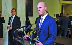 Những sai lầm chết người khiến CEO Boeing mất nghiệp