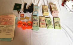 Đột kích ổ nhóm tín dụng đen, thu nhiều “hàng nóng” và tiền vàng