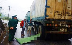 Va chạm với xe container, nam thanh niên tử vong tại chỗ