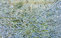 Biệt thự của “đại gia” ở Cà Mau bị trúng đạn: Do súng bi hay súng săn?