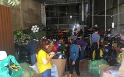 Bắt cơ sở sản xuất hàng nghìn mũ bảo hiểm giả ở TP.HCM