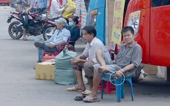 Sao mới chỉ phạt hút thuốc lá ở bến xe?