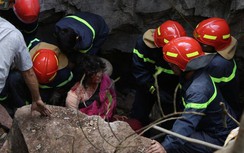 Hai mẹ con bị đá đè khi đang hóa vàng dưới gốc cây bồ đề sau núi