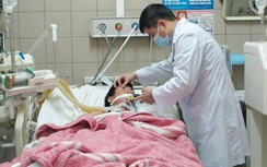 Cận Tết, ngộ độc rượu tăng mạnh, có nạn nhân mới 16 tuổi