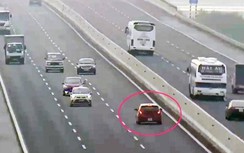 Lùi xe, đi ngược chiều trên cao tốc sẽ bị phạt tới 18 triệu đồng