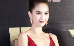 Ngọc Trinh đỏ rực trong cái lạnh Hà Nội, Lâm Vỹ Dạ chê "như cây nấm"