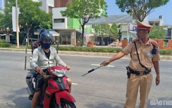 Thiếu niên 17 tuổi lao xe mô tô vào CSGT khi có hiệu lệnh kiểm tra