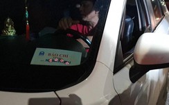 Tài xế ô tô gắn biển "Báo chí" bị phạt mức 40 triệu đồng vì nồng độ cồn