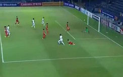 Video: Cận cảnh pha cứu thua xuất sắc của thủ môn Bùi Tiến Dũng