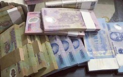 Tiền lẻ về ngân hàng "chỉ đủ cho mối quan hệ thân thiết", phí đổi tăng vọt