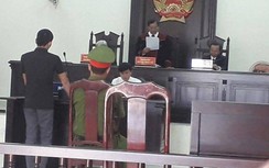 Tống tiền CSGT, 1 thợ sửa điện nước hầu tòa