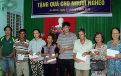 Báo Giao thông trao quà Tết gia đình hoàn cảnh khó khăn ở Cần Thơ