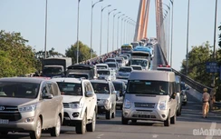 Cấm xe tải qua cầu Rạch Miễu, QL60 theo khung giờ cao điểm