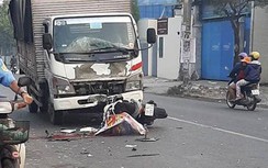 Người đàn ông ngoại quốc tử vong sau va chạm xe tải ở TP.HCM