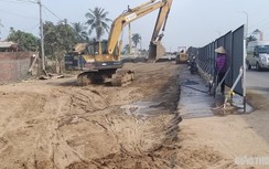 Cầu Rượu trên QL1 “lỗi hẹn” với người dân miền Tây dịp Tết