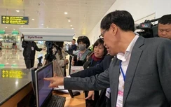 Phòng dịch viêm phổi, đo thân nhiệt 100% khách quốc tế đến sân bay Nội Bài