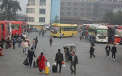 Bến xe, đường phố Hà Nội thông thoáng "lạ" trong ngày 29 Tết