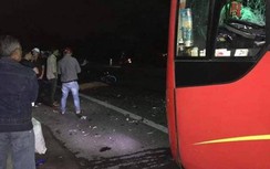 Va chạm với xe khách, 3 thanh niên đi trên xe máy tử vong