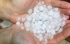 Video: Mưa đá cực lớn tiếp tục xuất hiện ở nhiều tỉnh thành phía Bắc