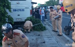 Ô tô khách tông mô tô, 1 người tử vong, 1 người nguy kịch