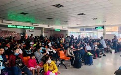 Nhà xe, khách hàng bịt kín khẩu trang phòng dịch virus Corona