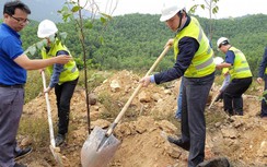 Trồng cây làm theo lời Bác, đảm bảo ATGT trên đường Hồ Chí Minh