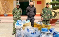 Tranh thủ dịch virus Corona, "vác" khẩu trang qua biên giới bán kiếm lời