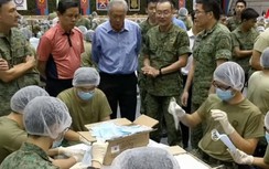 Video: Quân đội Singapore chuẩn bị 5,2 triệu khẩu trang cho dân chúng