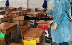 TP.HCM: Các trường học phun diệt khuẩn phòng dịch virus Corona