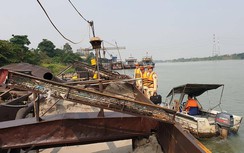 Cảnh sát hóa trang bắt cát tặc lúc nửa đêm