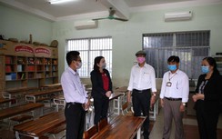 Giám đốc Sở bất ngờ kiểm tra việc phòng chống virus Corona tại trường học