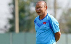 HLV Park Hang-seo đau đầu tìm cách đối phó virus Corona