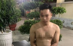 Bị "sờ gáy", thanh niên vượt đèn đỏ táo tợn xịt hơi cay tấn công CSGT