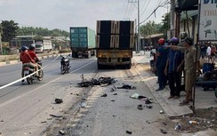 Xe container tự trôi dốc cán chết người đàn ông bán vé số ở Bình Dương