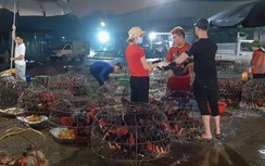 Trắng đêm mưu sinh trong mùa dịch virus Corona