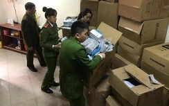 Hà Nội: Thêm 2 vụ gom khẩu trang y tế bán giá gấp 5 lần bị phát hiện