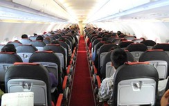 Ngả ghế trên máy bay nên “nhìn trước ngó sau”