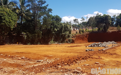 Vụ Phó chủ tịch TP Pleiku thu hồi đất làm đường: "Không có trong quy hoạch"