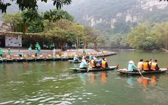 Bến thuyền du lịch Tràng An hoạt động không phép: Trách nhiệm của ai?
