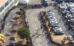 Cảnh tượng "dị thường" khi người dân xếp hàng mua khẩu trang tại Hàn Quốc