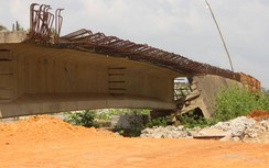 Cầu đường cứu nạn Quảng Trị gần 10 năm dở dang, "khởi động" lại thế nào?