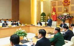 Dịch Covid-19: Thủ tướng giao quân đội đảm nhận cách ly, không để quá tải