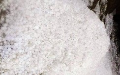 Nghệ An: Mưa đá kèm lốc xoáy khiến nhiều nhà dân hư hỏng nặng