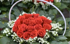 Hoa tươi, quà tặng dịp 8/3 "héo hắt" vì dịch Covid-19