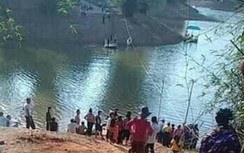 Lật thuyền chở khách ở Sơn La, 1 người tử vong