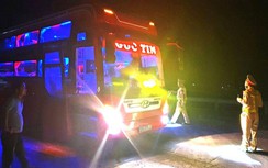 Tài xế choáng khi bị CSGT phạt lỗi “độ” đèn