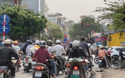 Giao thông lộn xộn vì đèn tín hiệu rẽ phải